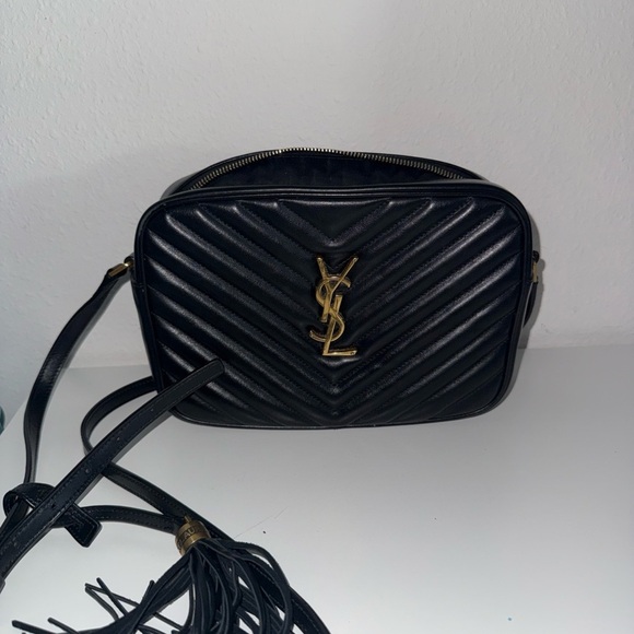 Yves Saint Laurent Black Chevron Crossbody Bag - Picture 1 of 10